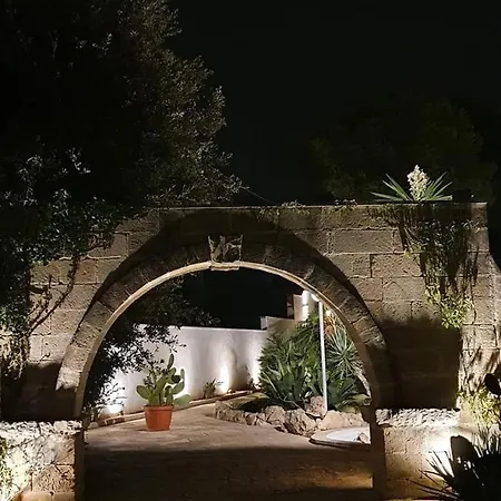לינה וארוחת בוקר Gallo